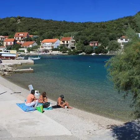 By The Sea Zrnovska Banja, Korcula - 11510 Zrnovo