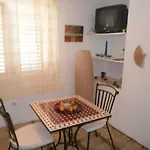 By The Sea Zrnovska Banja, Korcula - 11510 Apartment